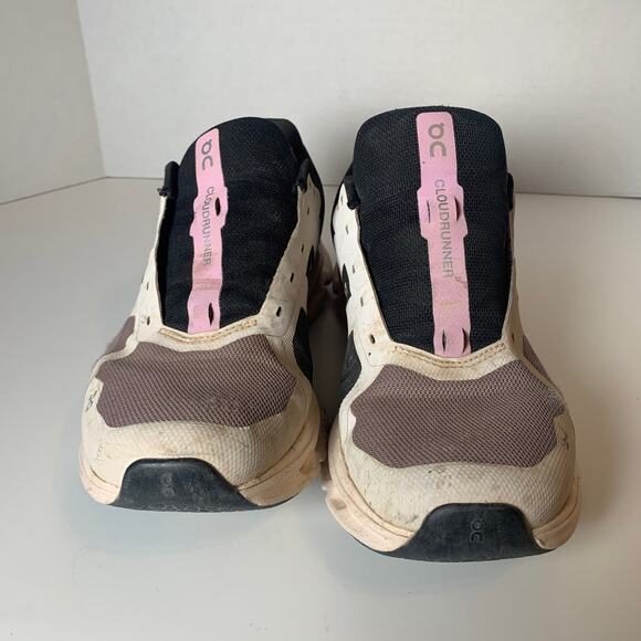 On Running Cloudrunner Women's White Heron Black Running Shoes Size 9 - Picture 4 of 8